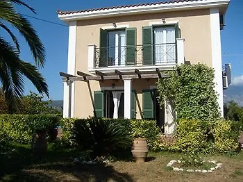 Appartement Moschona *